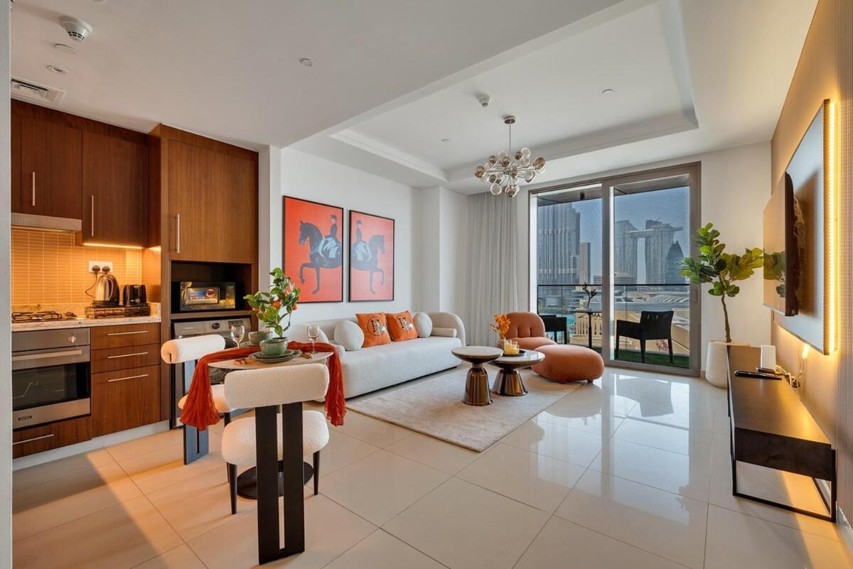 Trendy 1br Dream With Full Burjviews Above Mall Apartment *